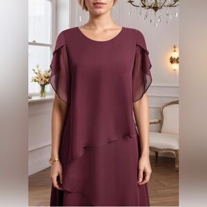 Elegant Burgundy Maxi Dress